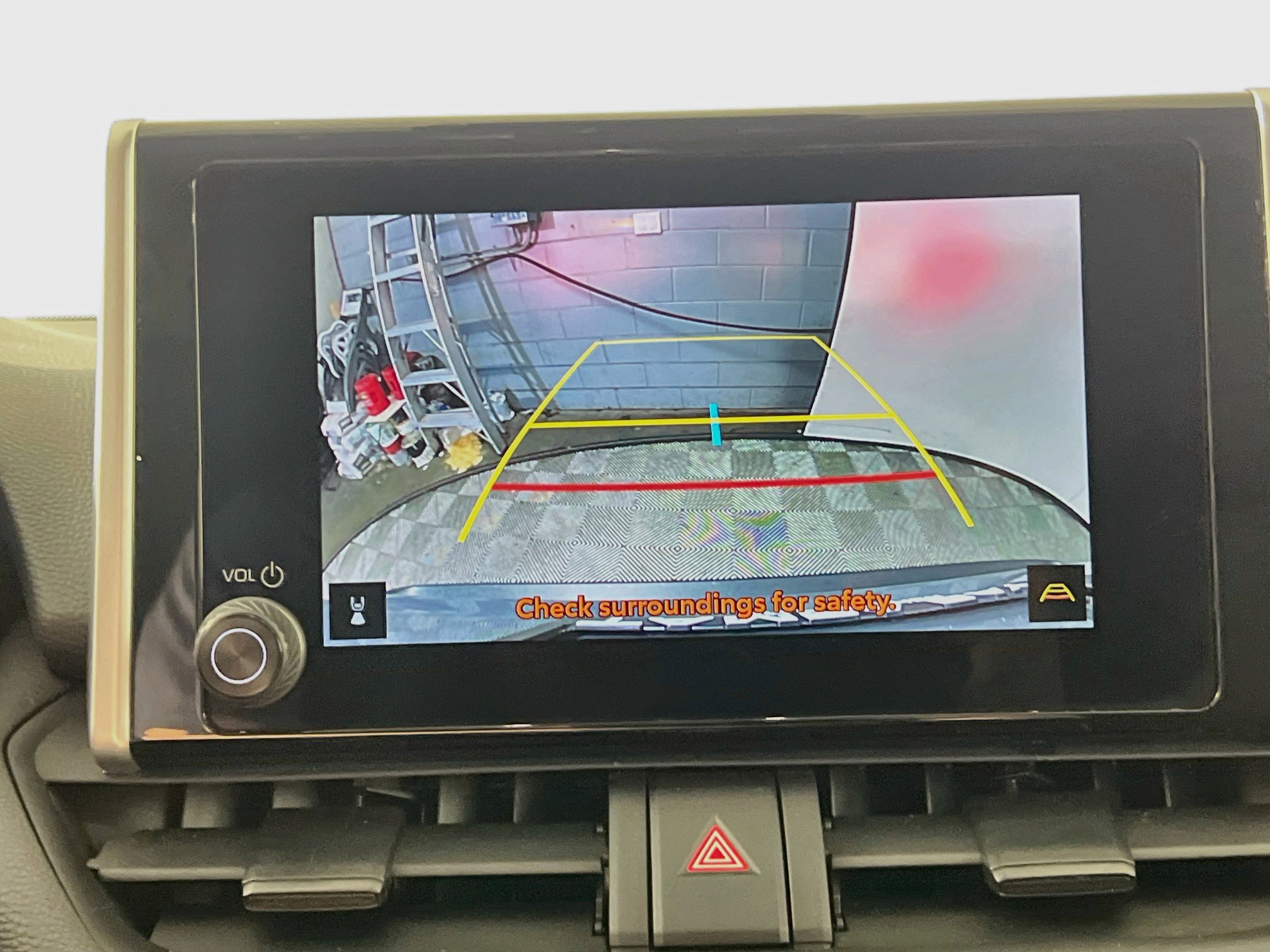 Used 2025 Toyota RAV4 XLE FWD image 28