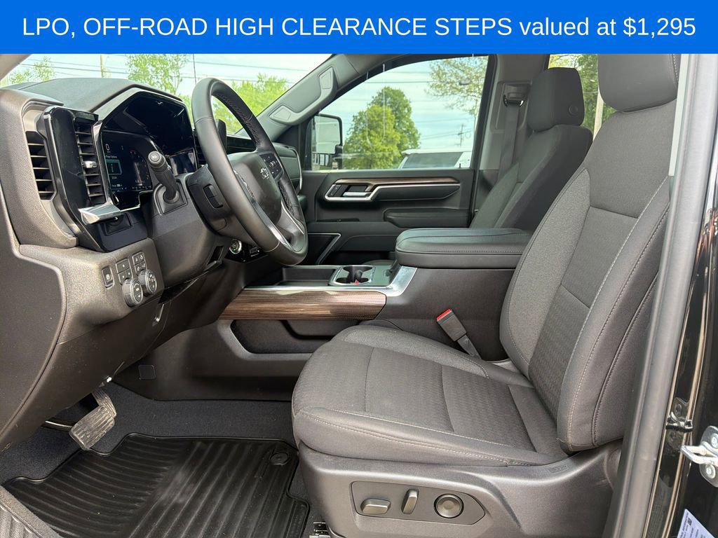 Used 2026 Chevrolet Silverado 2500 LT w/ Trail Boss Package AWD/4WD image 10