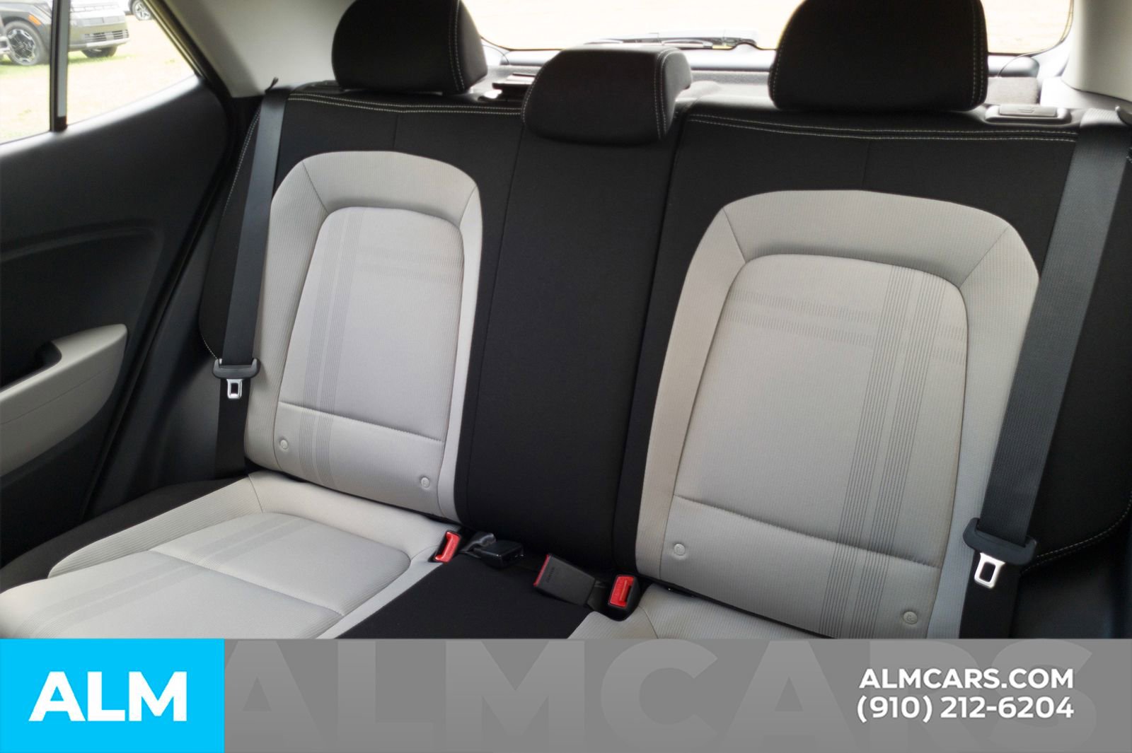 Certified 2025 Hyundai Venue SEL image 17