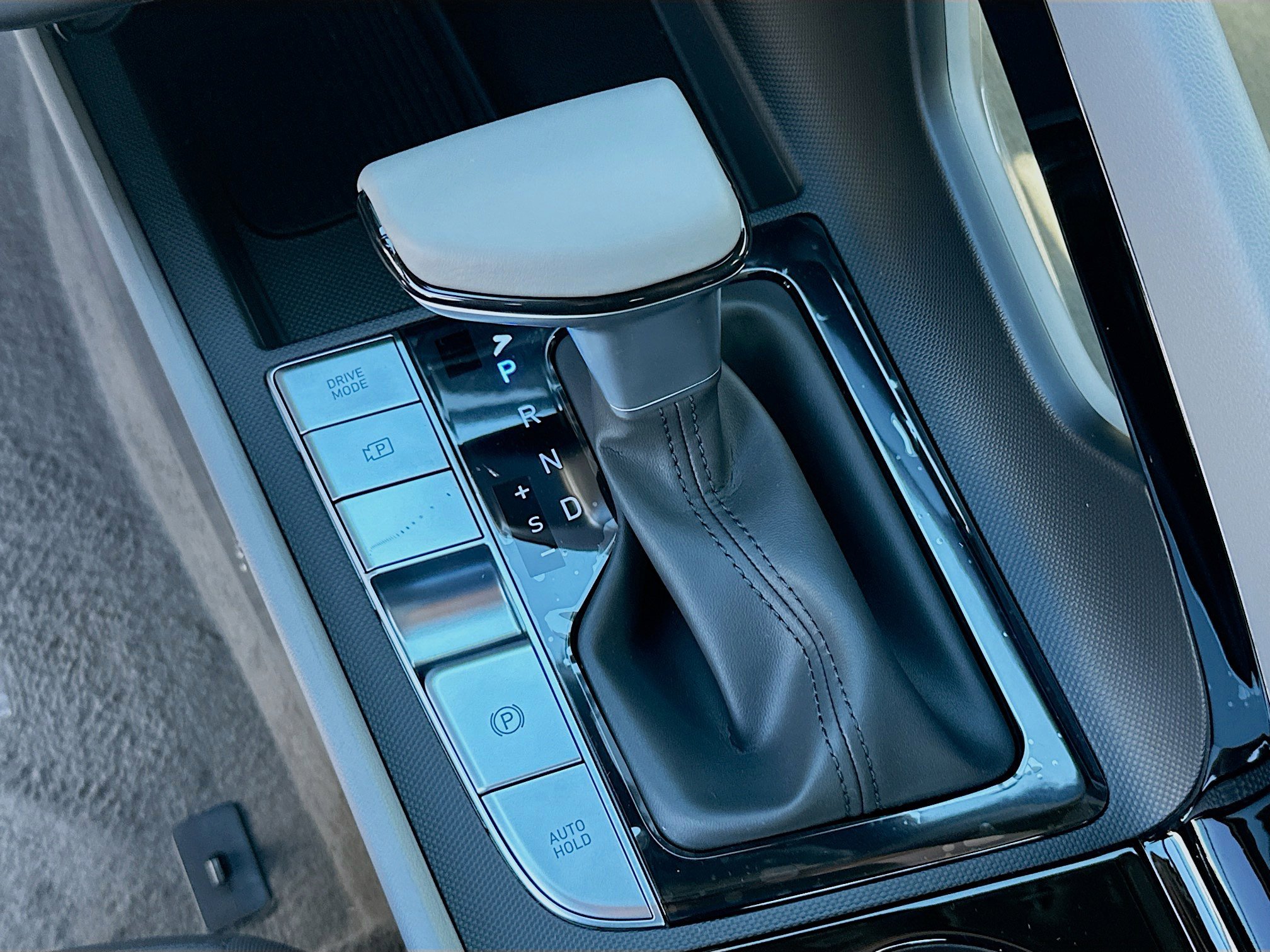 New 2026 Hyundai Elantra SEL Sport image 13