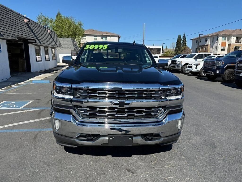 Used 2016 Chevrolet Silverado 1500 LTZ AWD/4WD image 2