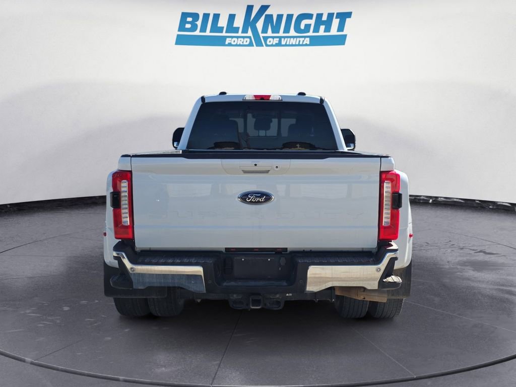 Used 2024 Ford F350 Lariat image 4