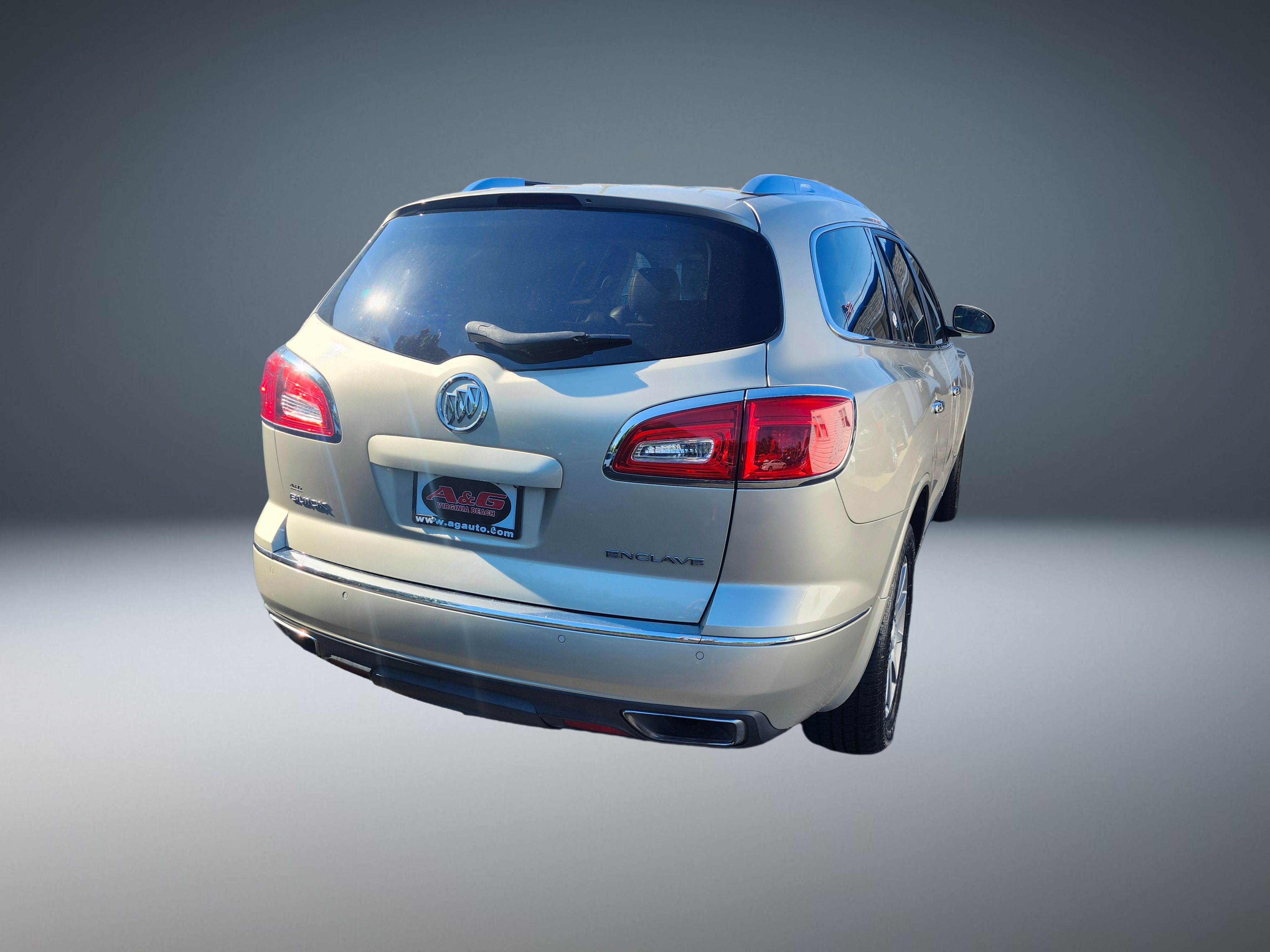 Used 2015 Buick Enclave Leather FWD image 3
