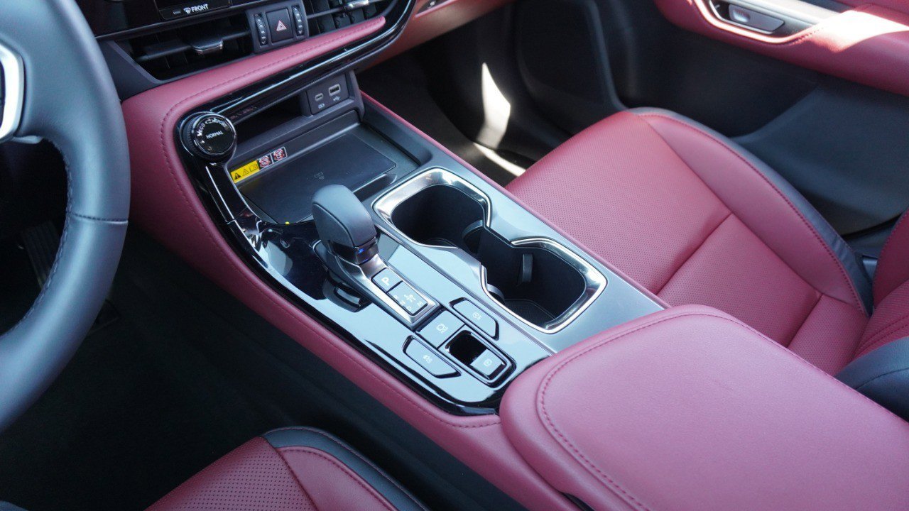 Used 2025 Lexus NX 250 FWD w/ Accessory Package (Z1) image 20