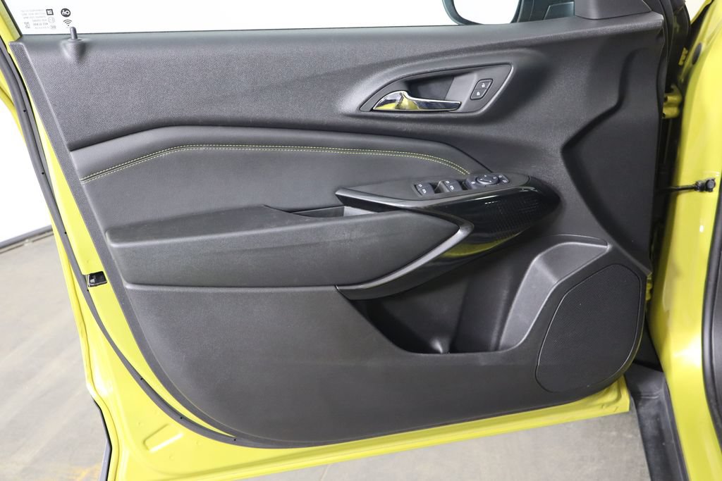 Used 2024 Chevrolet Trax ACTIV w/ Driver Confidence Package FWD image 20