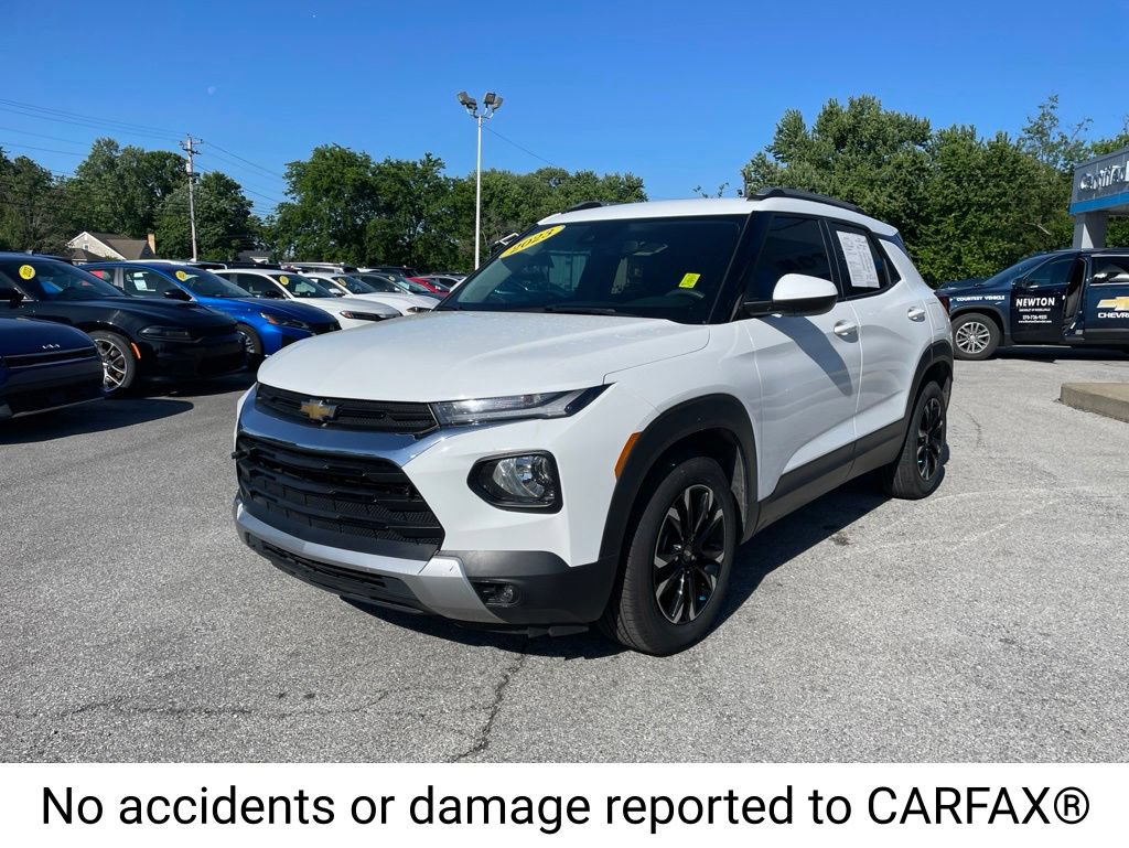 Used 2023 Chevrolet TrailBlazer LT FWD image 3