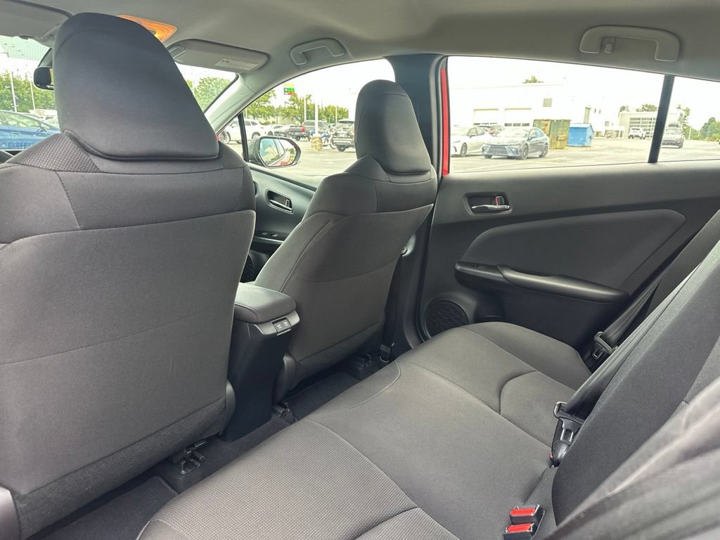 Used 2021 Toyota Prius L Eco FWD image 21