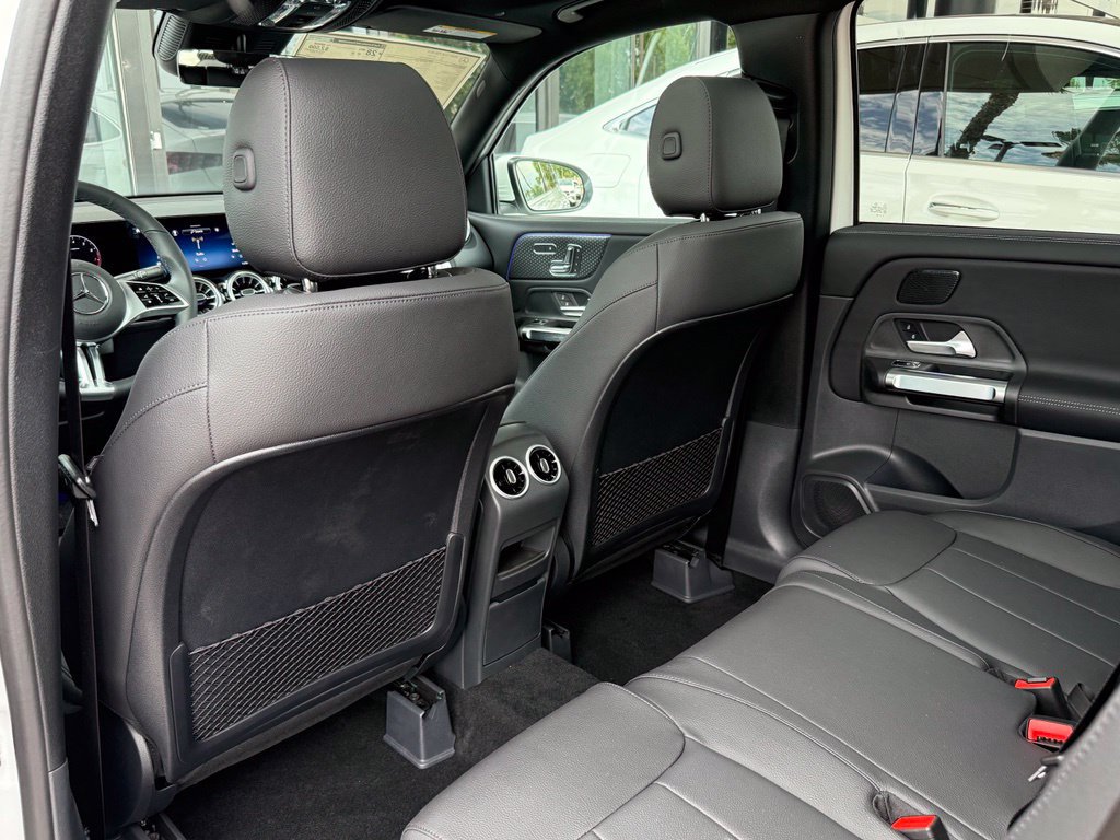 New 2026 Mercedes-Benz GLB 250 image 24
