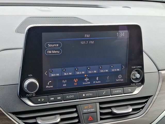 Used 2023 Nissan Altima 2.5 SV FWD image 16