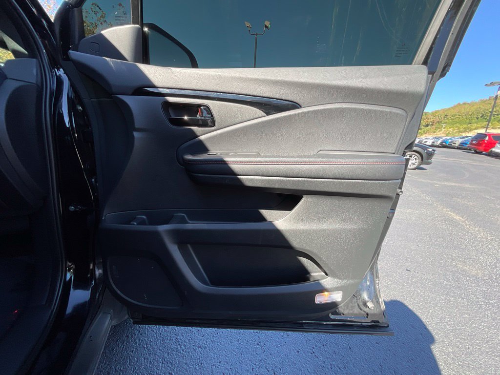 Used 2024 Honda Passport Black Edition image 21