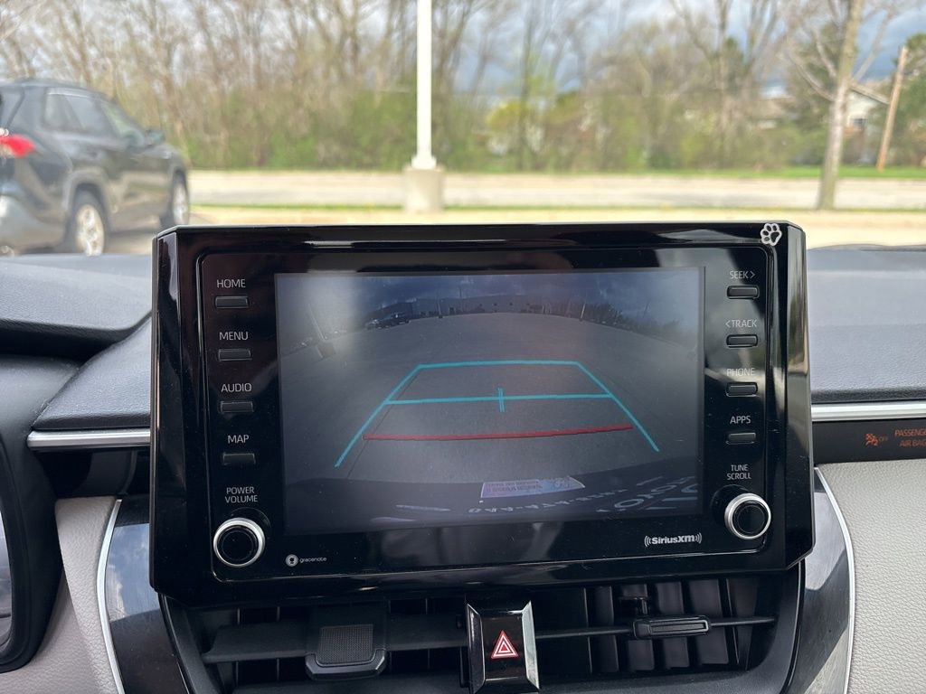 Used 2022 Toyota Corolla LE image 21