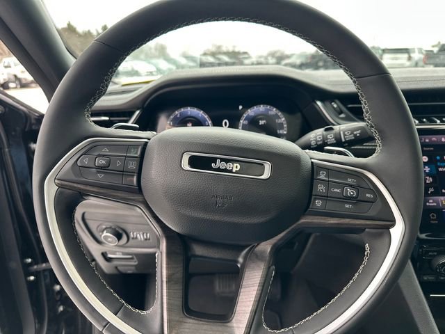 Certified 2024 Jeep Grand Cherokee L Limited w/ Luxury Tech Group II image 31