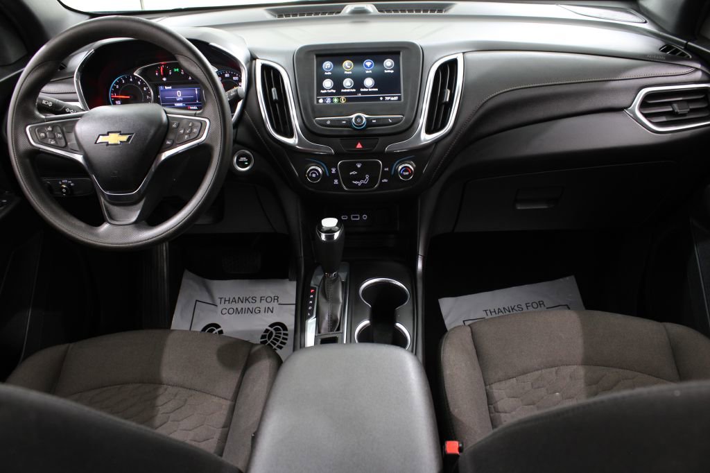 Used 2019 Chevrolet Equinox LT image 2