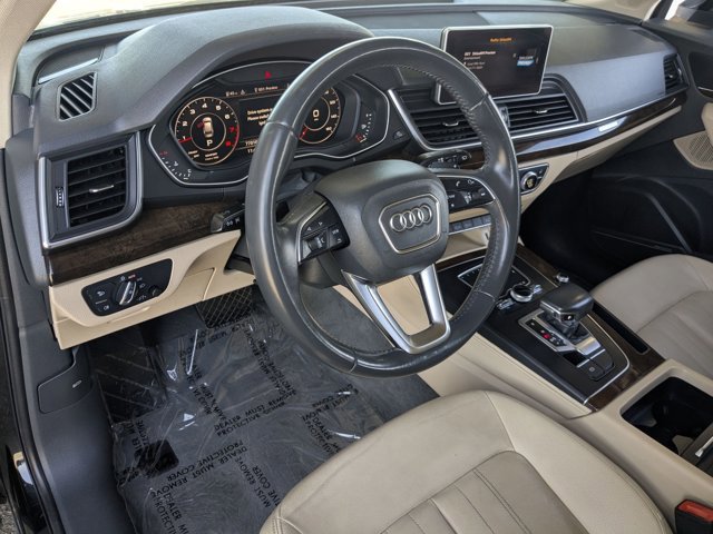 Used 2019 Audi Q5 2.0T Premium Plus w/ Premium Plus Package AWD/4WD image 10