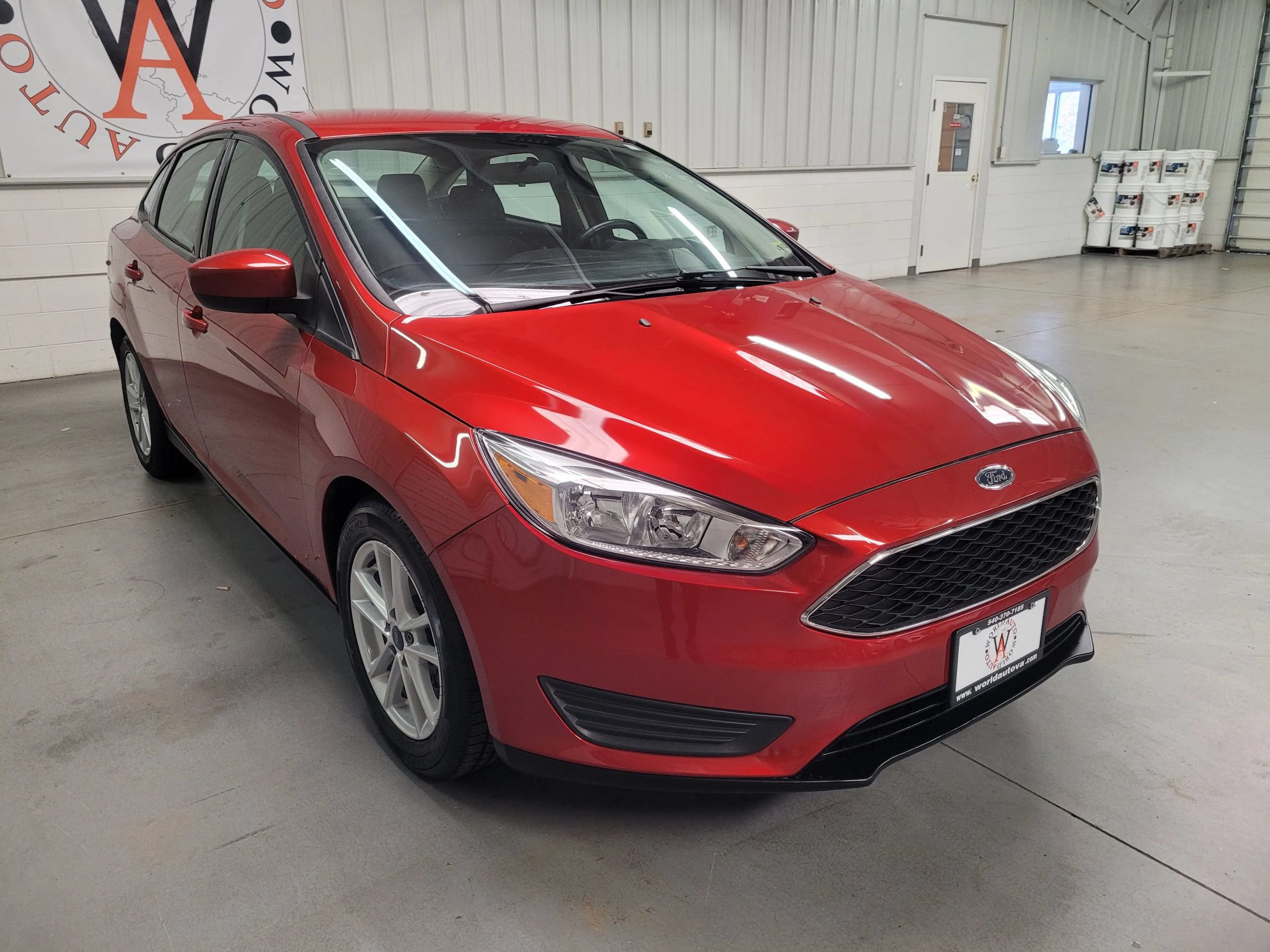 Used 2018 Ford Focus SE FWD image 11