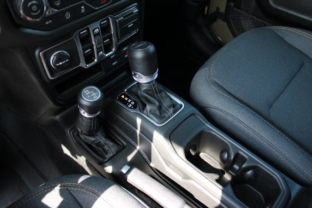 New 2026 Jeep Gladiator Sport AWD/4WD image 28