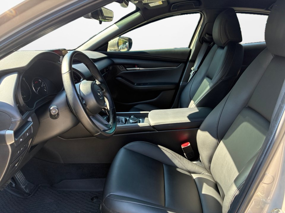Used 2026 MAZDA MAZDA3 s FWD image 9