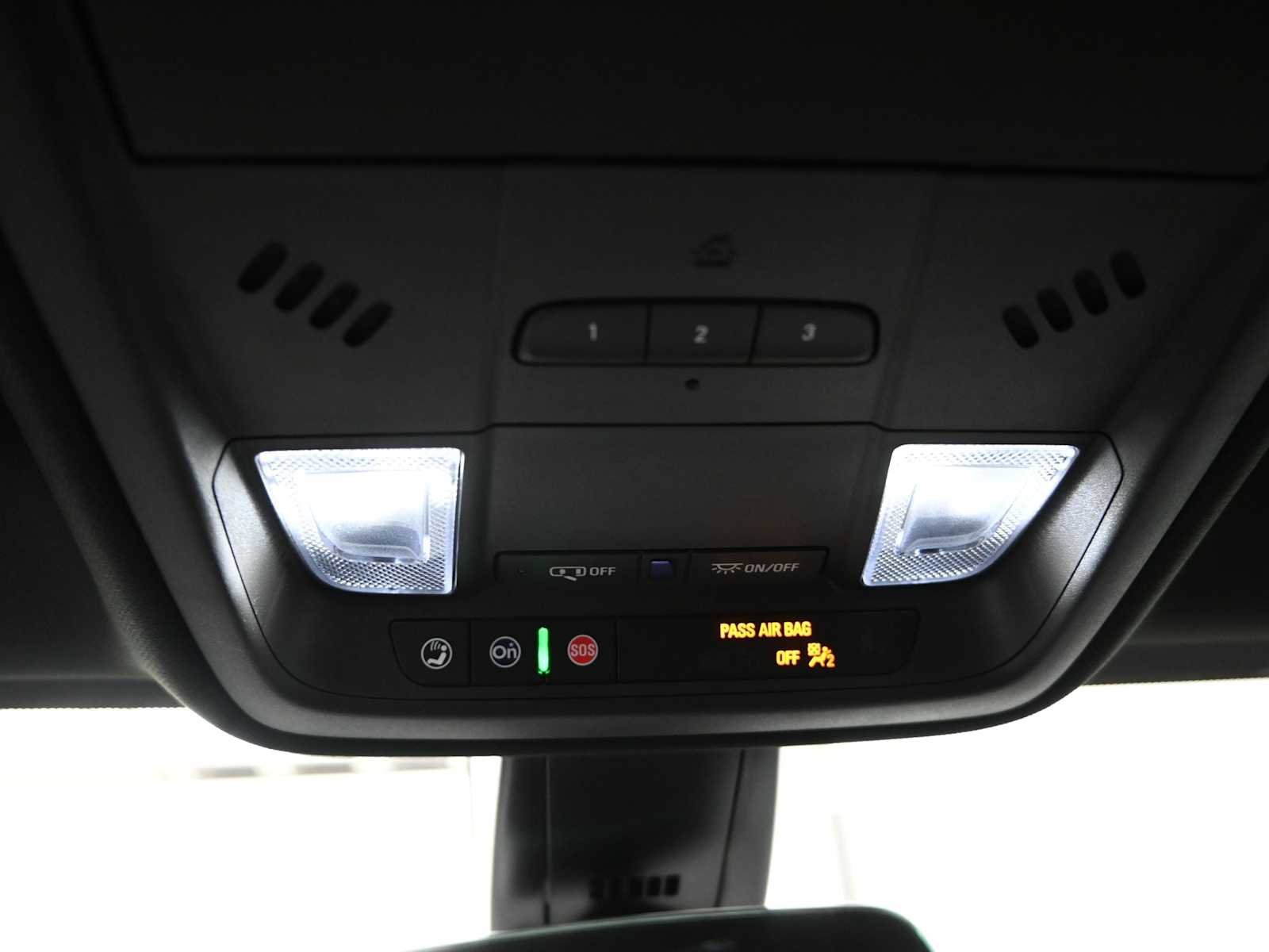 Used 2025 Cadillac XT5 Luxury w/ LPO, Floor Liner Package image 17