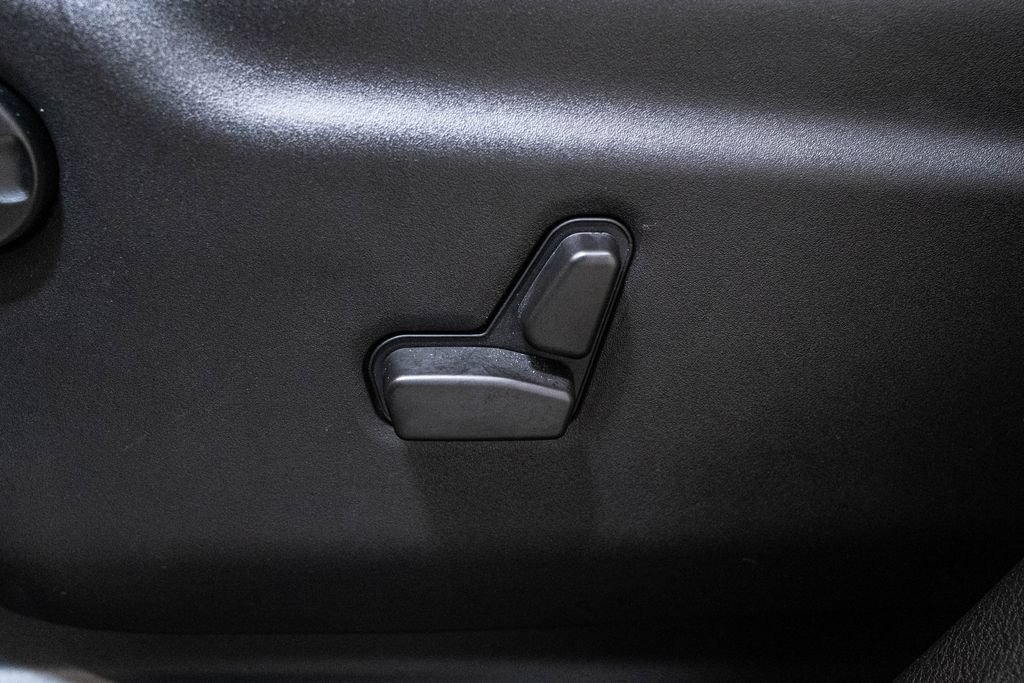 Used 2021 Dodge Durango SRT Hellcat w/ Technology Group AWD/4WD image 25