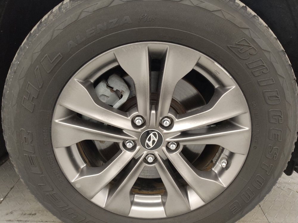 Used 2014 Hyundai Santa Fe Sport w/ Premium Equipment Package 03 FWD image 31