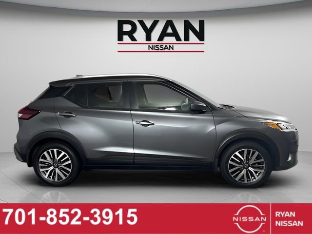 Certified 2023 Nissan Kicks SV image 4