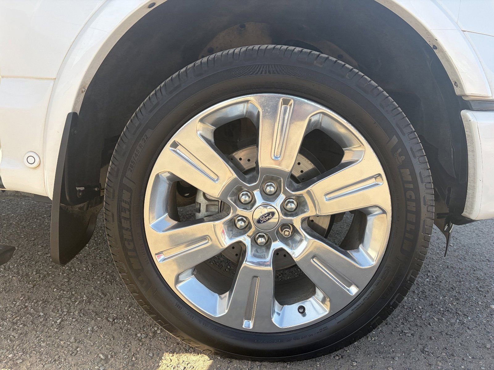 Used 2016 Ford F150 Limited AWD/4WD image 10