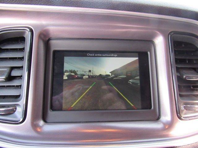 Used 2021 Dodge Challenger SXT w/ Driver Convenience Group RWD image 29