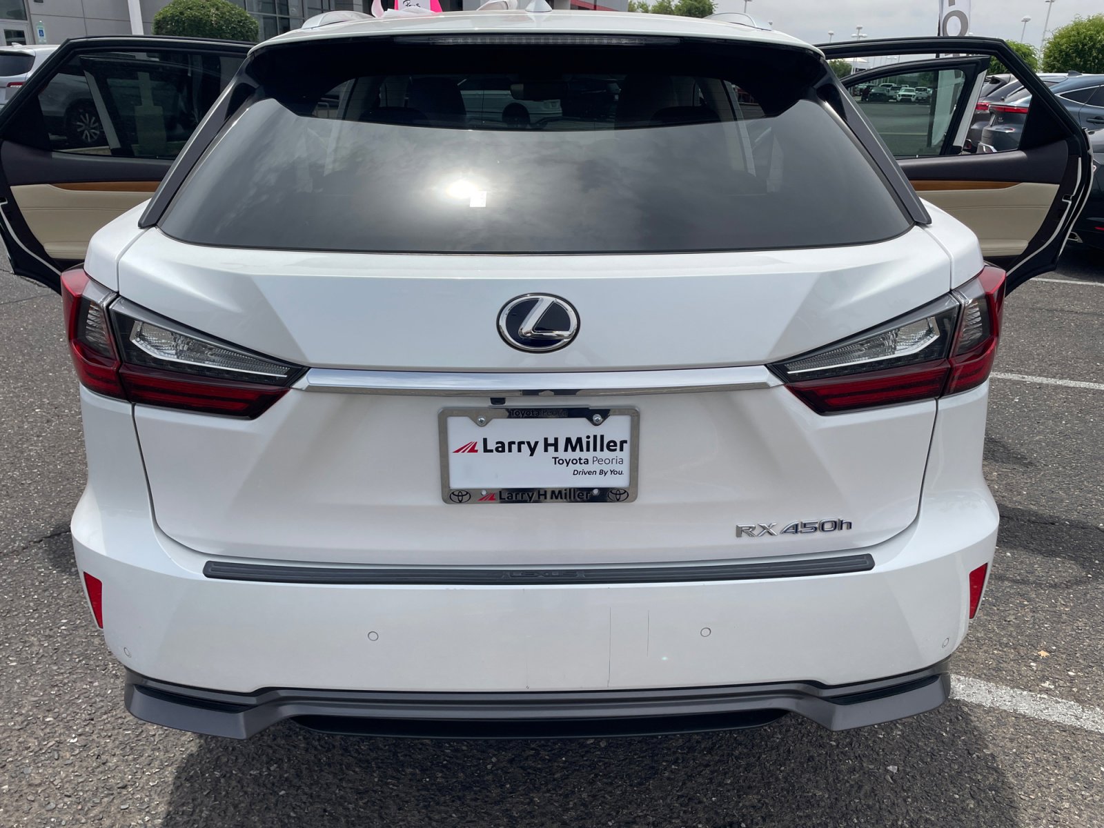 Used 2019 Lexus RX 450h AWD w/ Navigation Package image 24