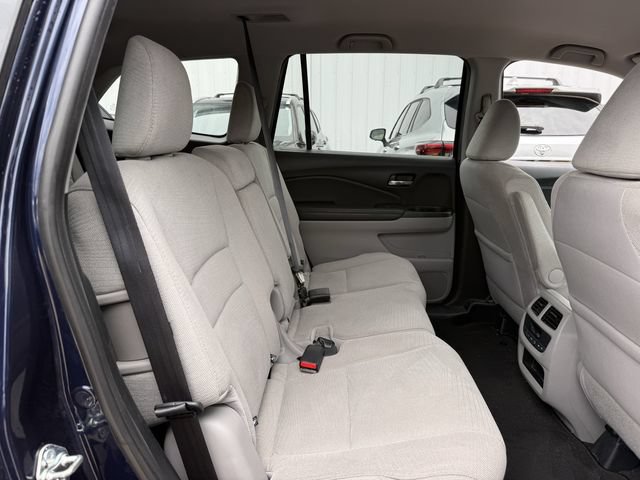Used 2017 Honda Pilot EX image 29