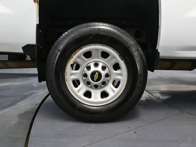 Used 2015 Chevrolet Silverado 2500 LT w/ LT Convenience Package image 16