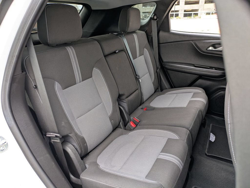 Used 2025 Chevrolet Blazer LT AWD/4WD image 26
