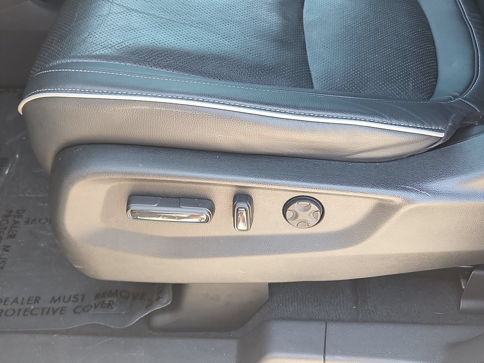 Used 2023 Honda Odyssey Elite image 14