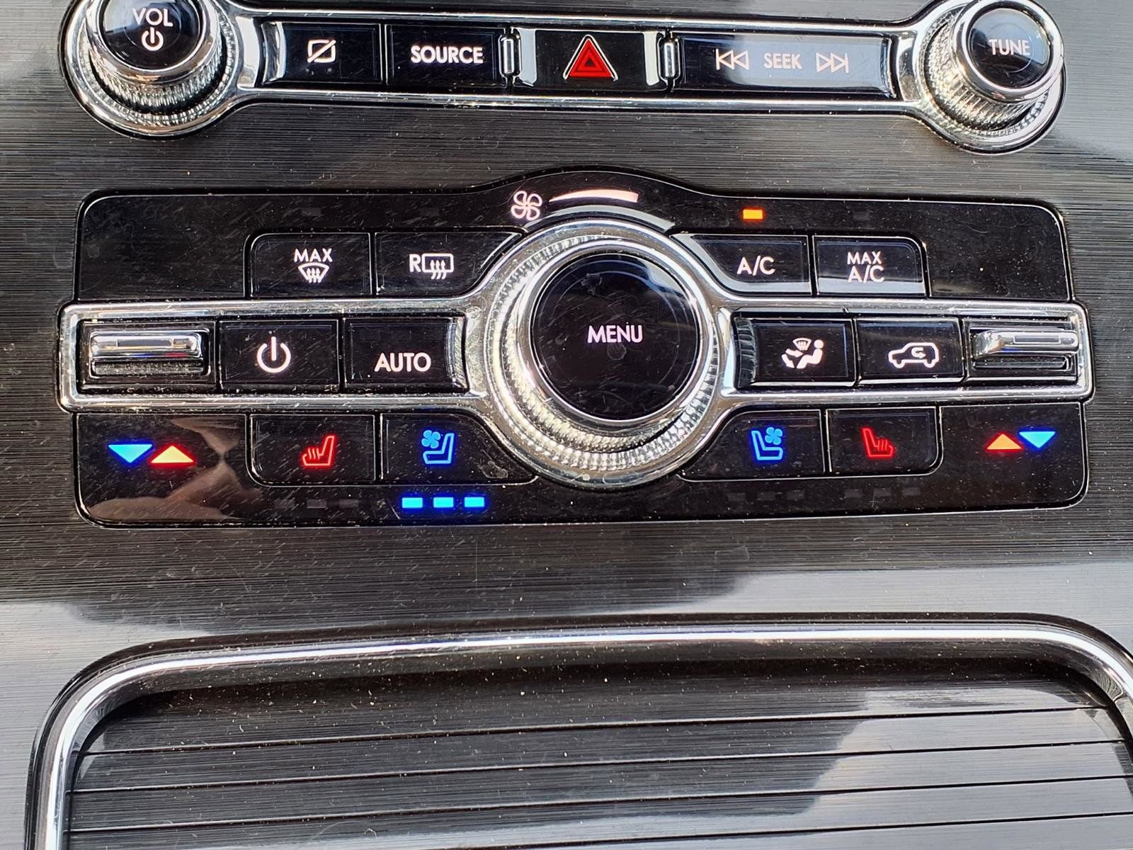 Used 2022 Lincoln Nautilus Reserve w/ Luxury Package image 15