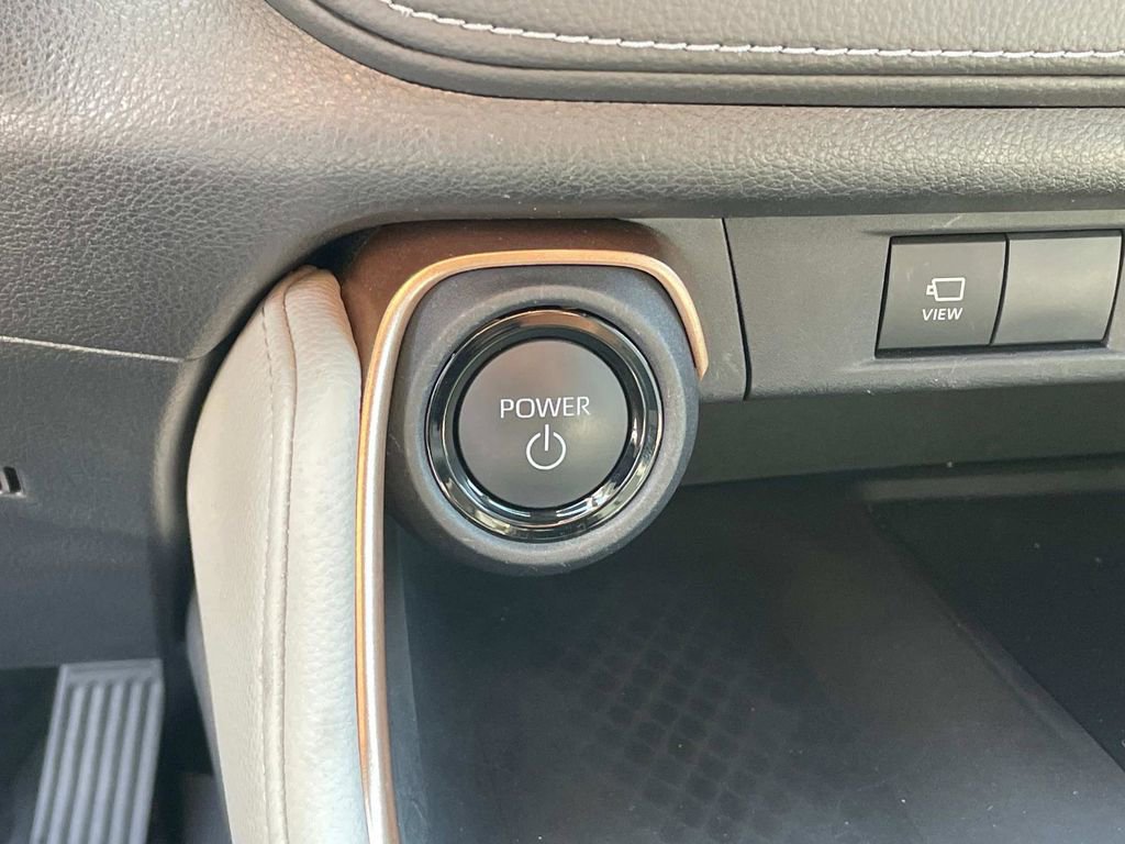 Used 2024 Toyota Grand Highlander AWD Hybrid image 17