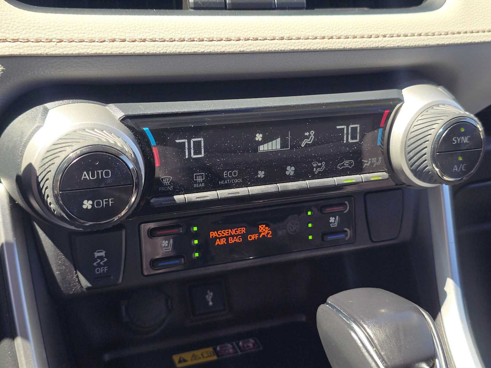 Certified 2022 Toyota RAV4 Limited AWD/4WD image 30