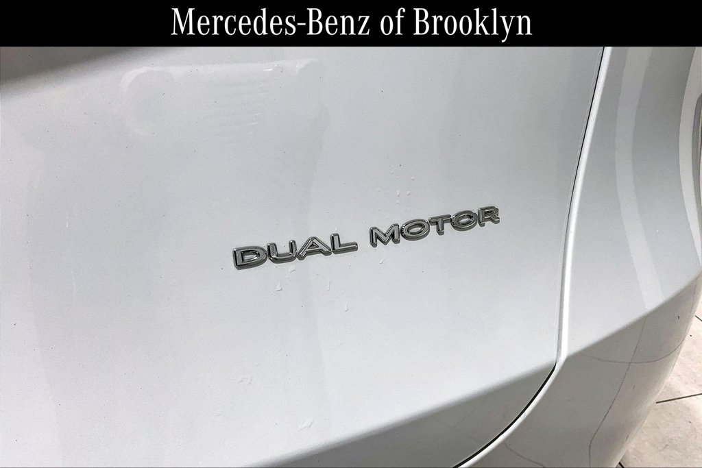 Used 2023 Tesla Model Y Long Range AWD/4WD image 9