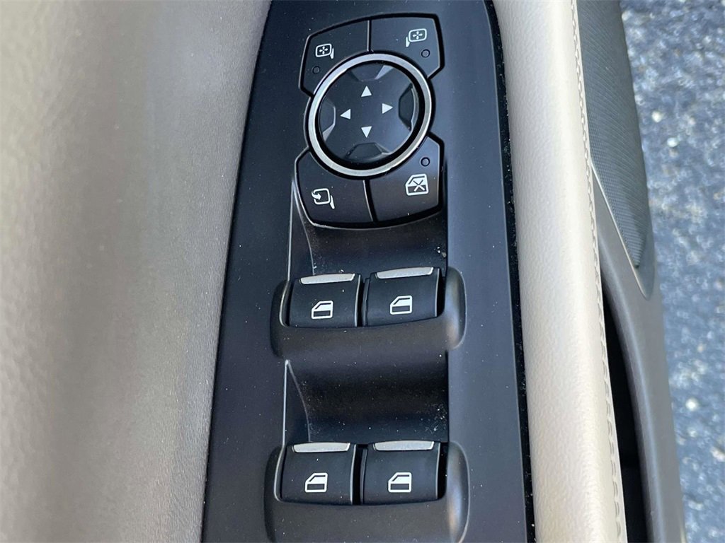 Certified 2023 Lincoln Nautilus Reserve w/ Equipment Group 201A image 16