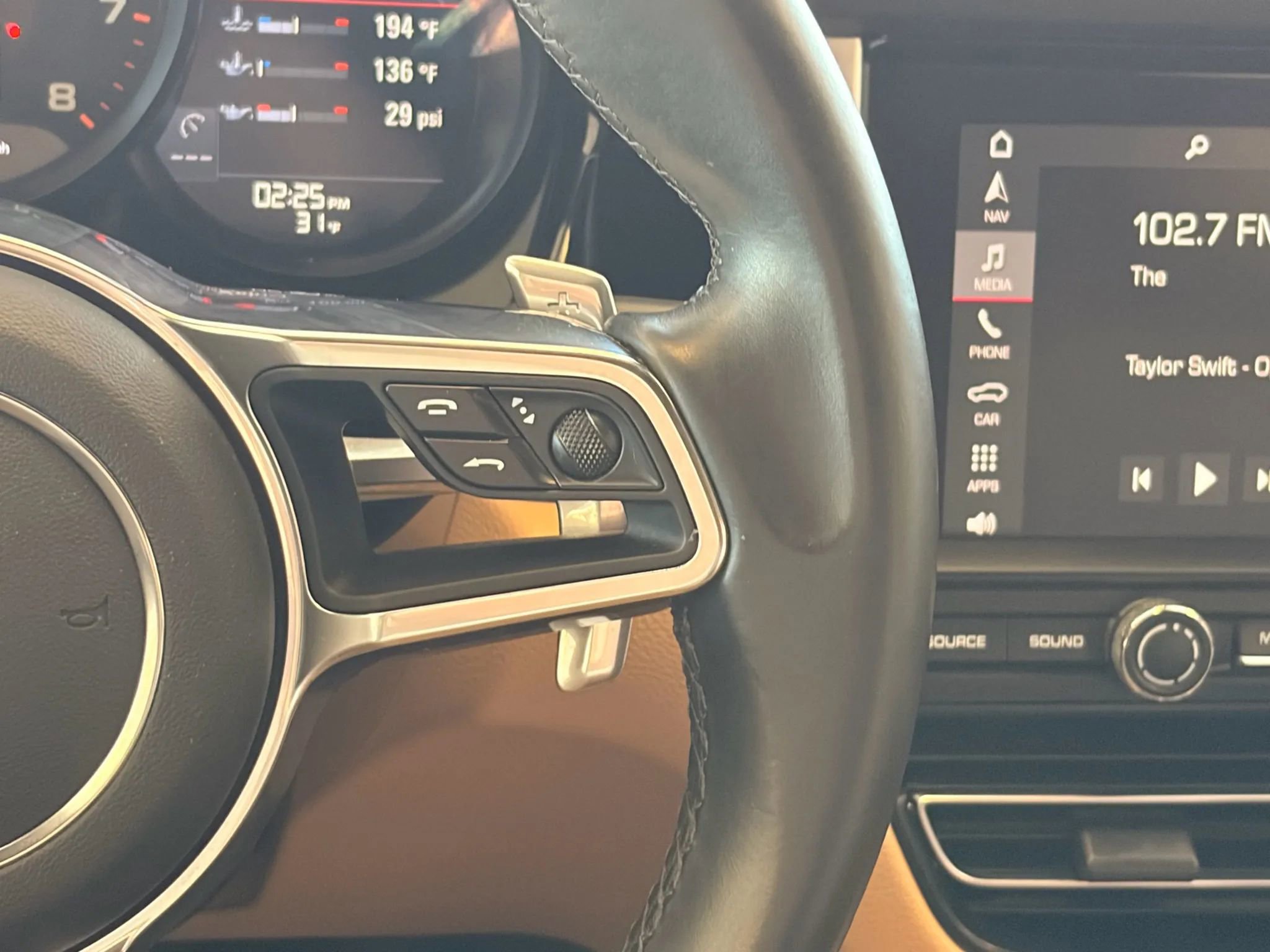 Used 2020 Porsche Macan Sport Edition image 28