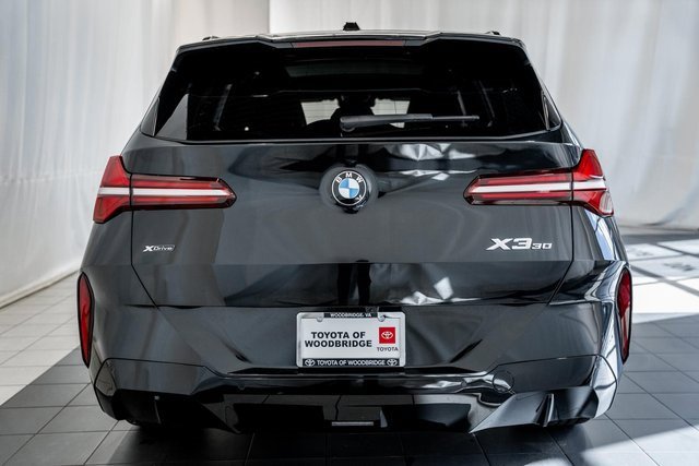 Used 2025 BMW X3 xDrive30i w/ M Sport Package image 5