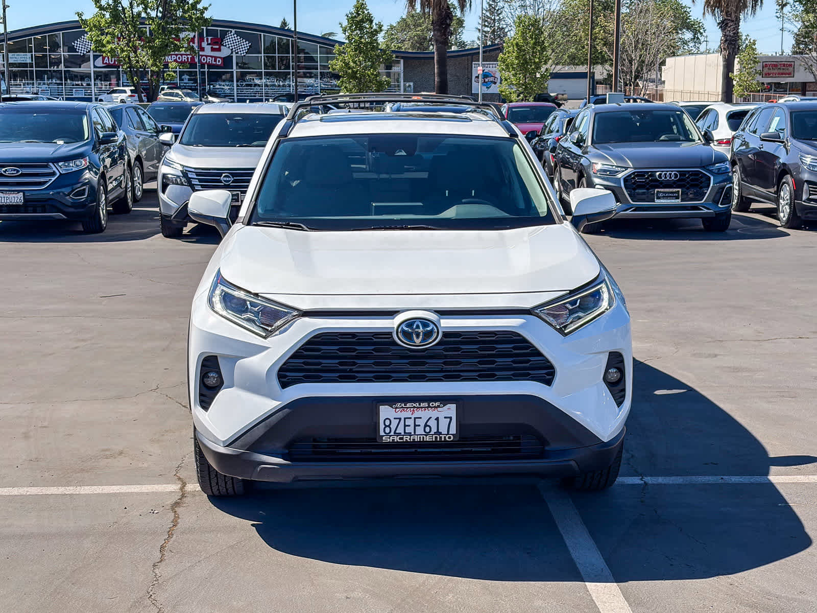 Used 2020 Toyota RAV4 XLE w/ Convenience Package image 6
