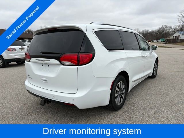 Used 2020 Chrysler Pacifica Touring-L Plus image 7
