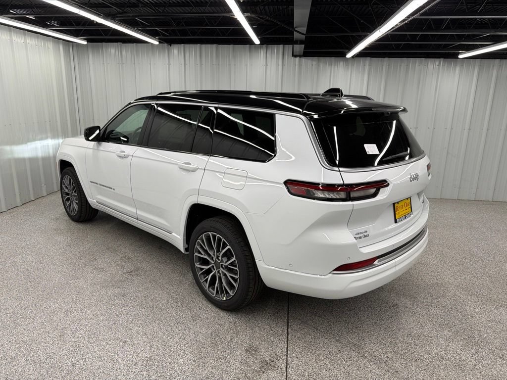 New 2026 Jeep Grand Cherokee L Summit AWD/4WD image 4