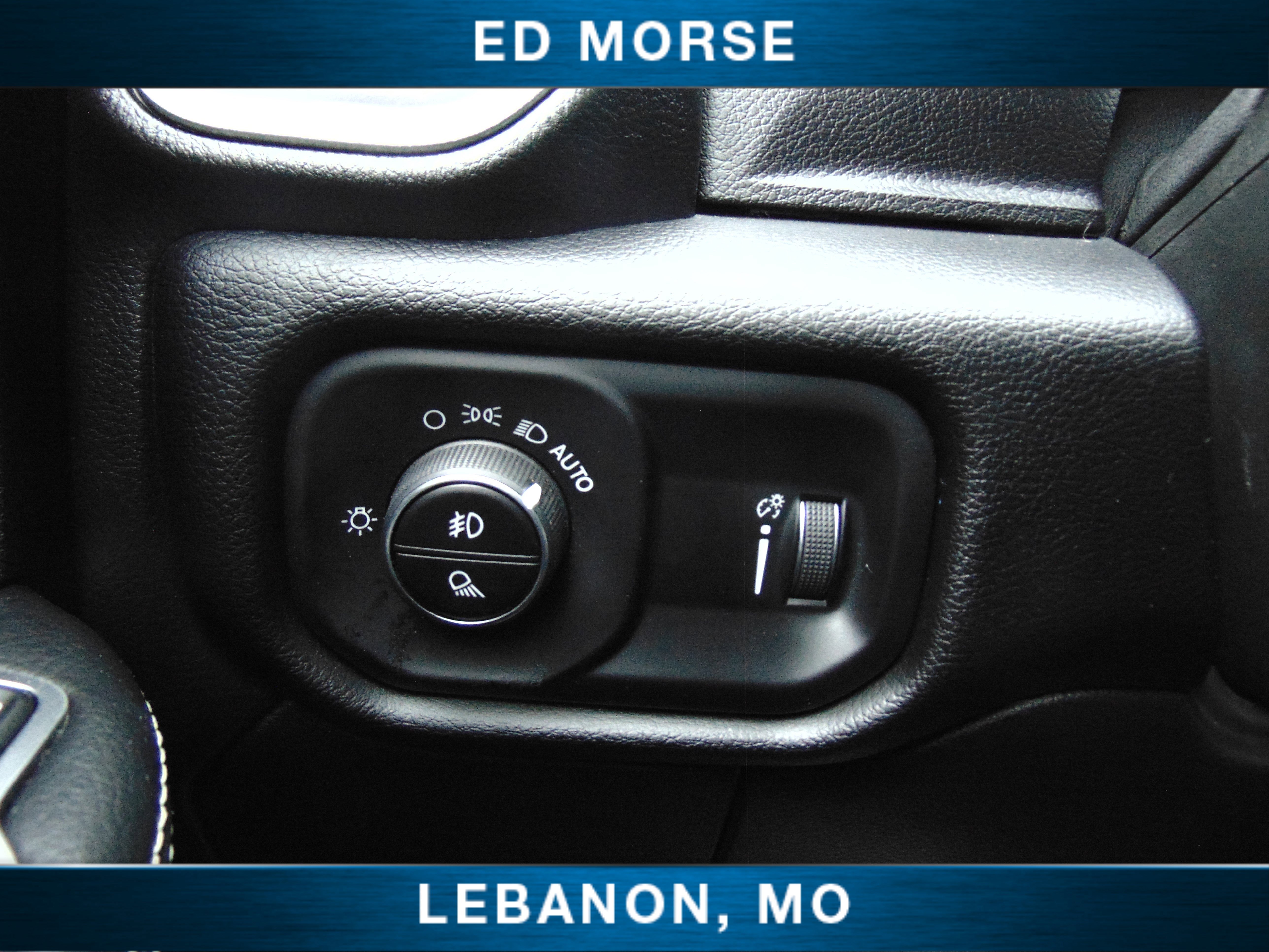 Used 2024 RAM 2500 Big Horn w/ Sport Appearance Package image 24