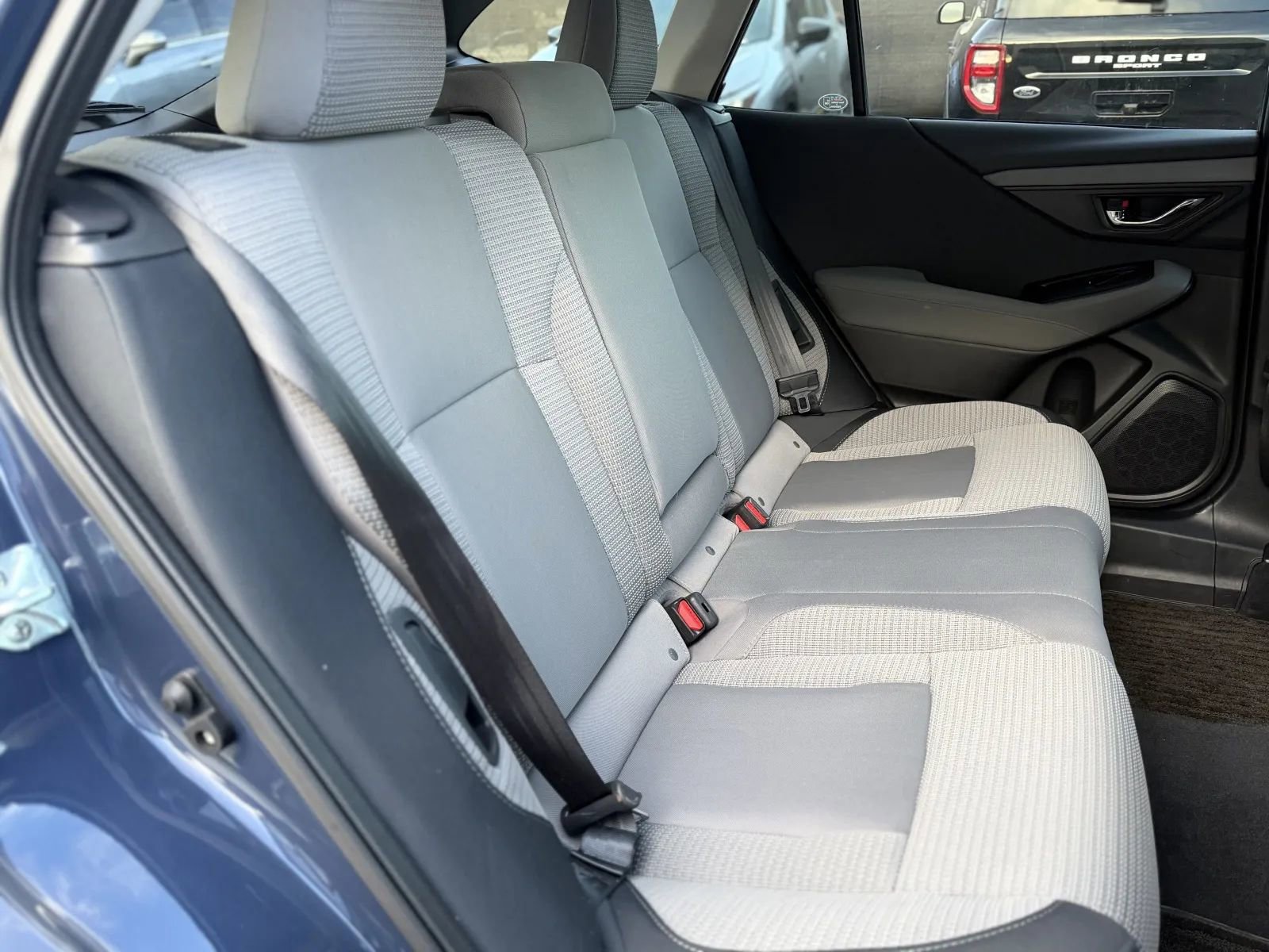 Used 2025 Subaru Outback Premium AWD/4WD image 39