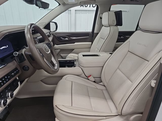 Used 2024 GMC Yukon Denali w/ Advanced Technology Package AWD/4WD image 41