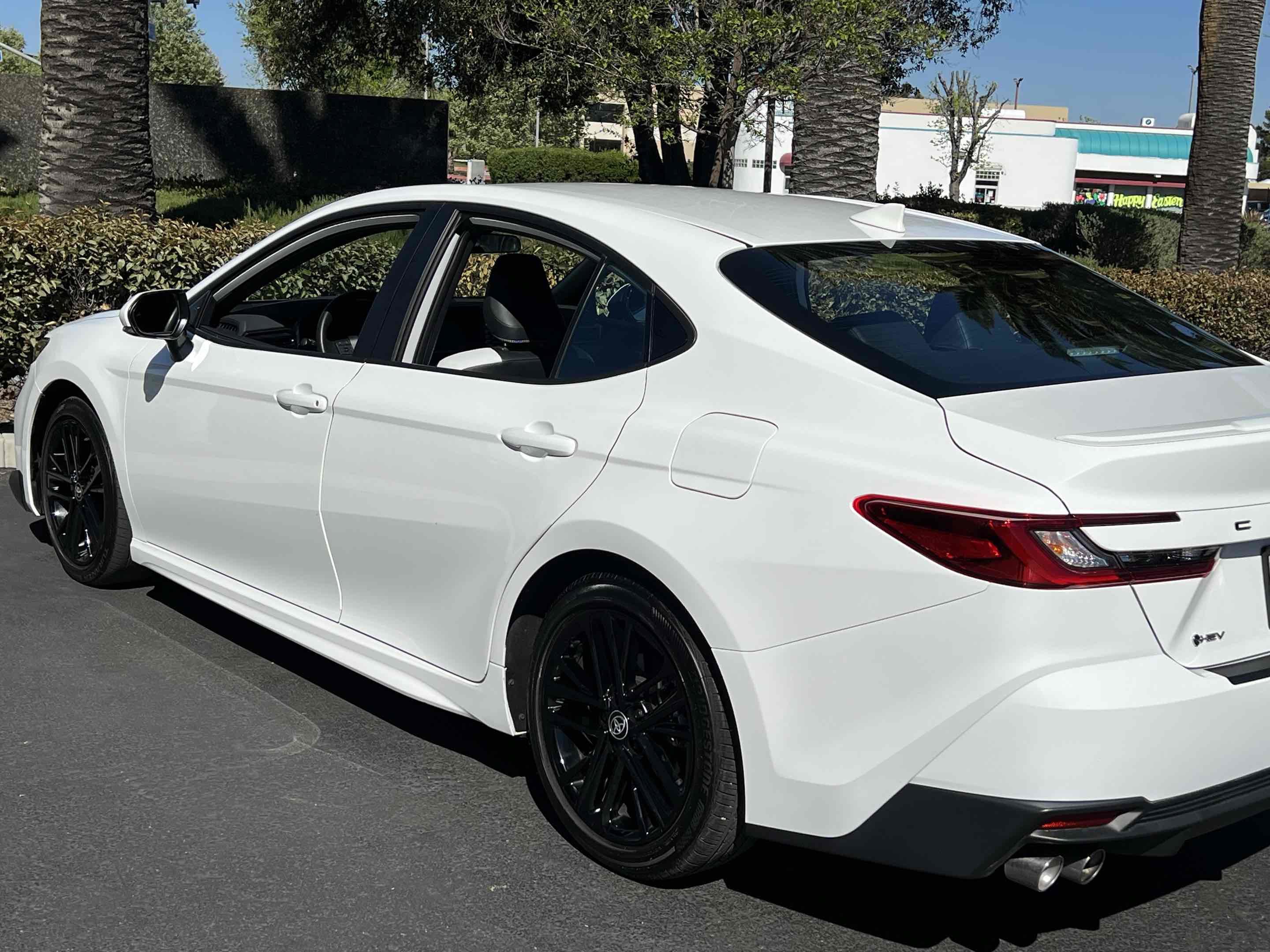 Used 2025 Toyota Camry SE image 46