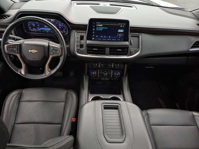 Used 2022 Chevrolet Tahoe High Country AWD/4WD image 16