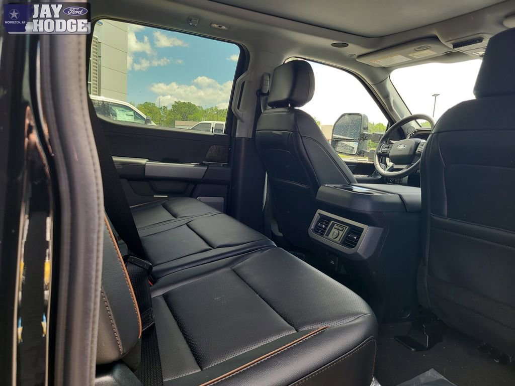 New 2025 Ford F250 Lariat w/ Lariat Ultimate Package image 33