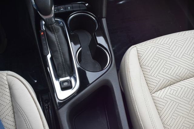 Used 2020 Buick Encore GX Essence w/ Experience Buick Package image 30