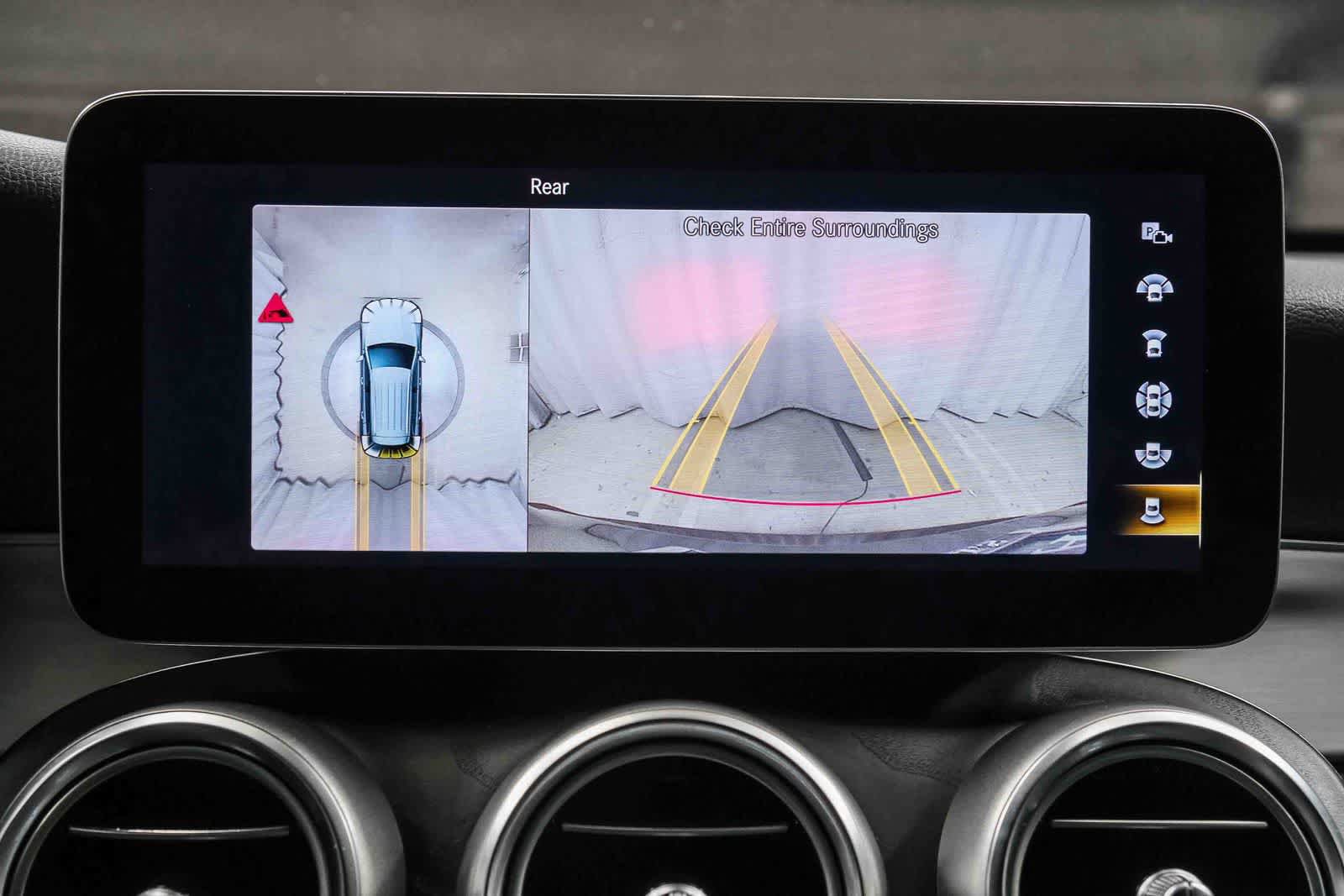 Used 2022 Mercedes-Benz GLC 300 image 32